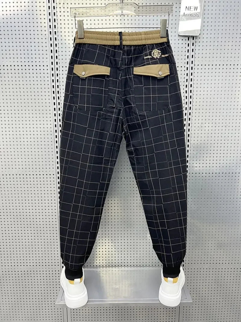Vexaroa Men's Black Plaid Casual Trousers — product image 4