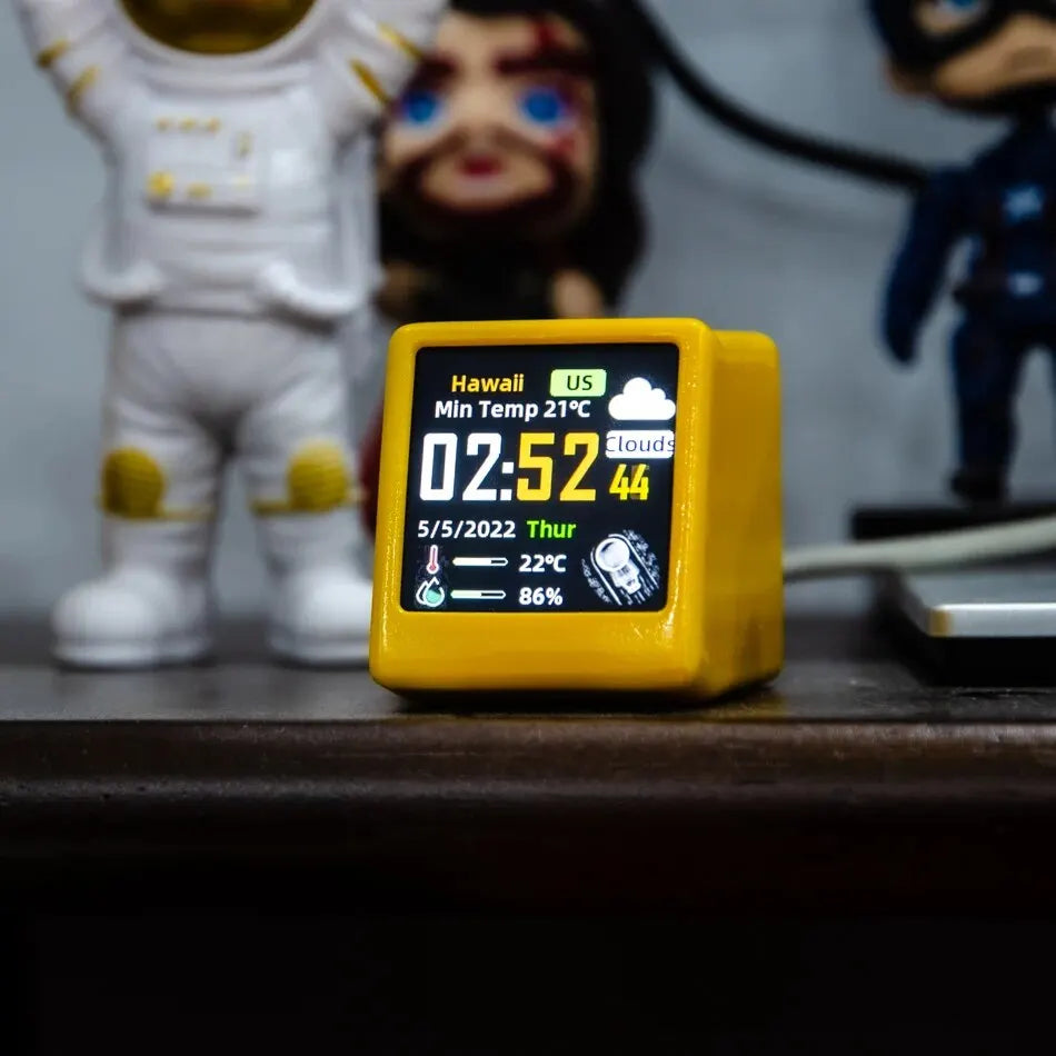 Vexaroa Mini WiFi Desktop Weather Clock IPS LCD Desk Gadget