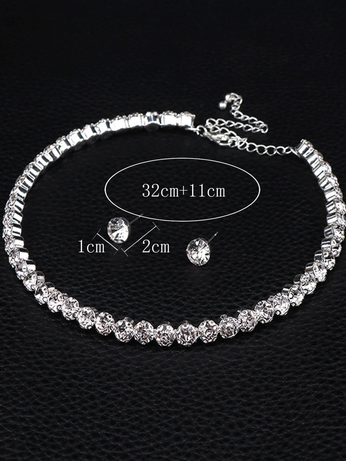 4 pieces of women's fashionable and minimalist necklaces with earrings, bracelets, jewelry sets, banquet and party accessories