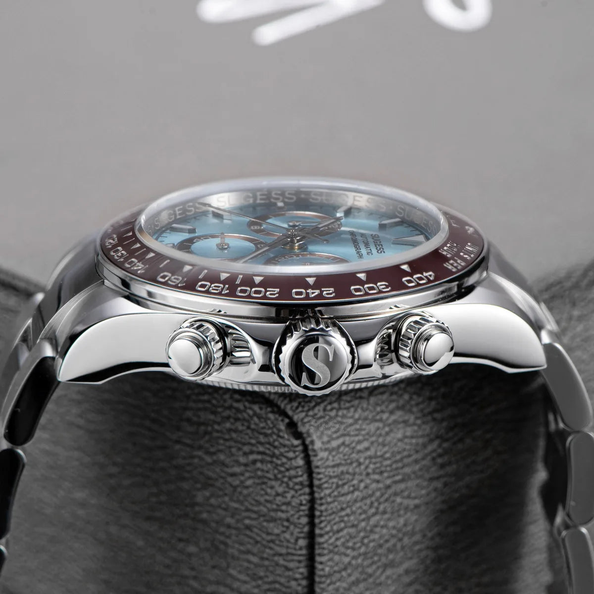 Vexaro Sugess Panda Diver Chronograph Ceramic Watch | Vexaro