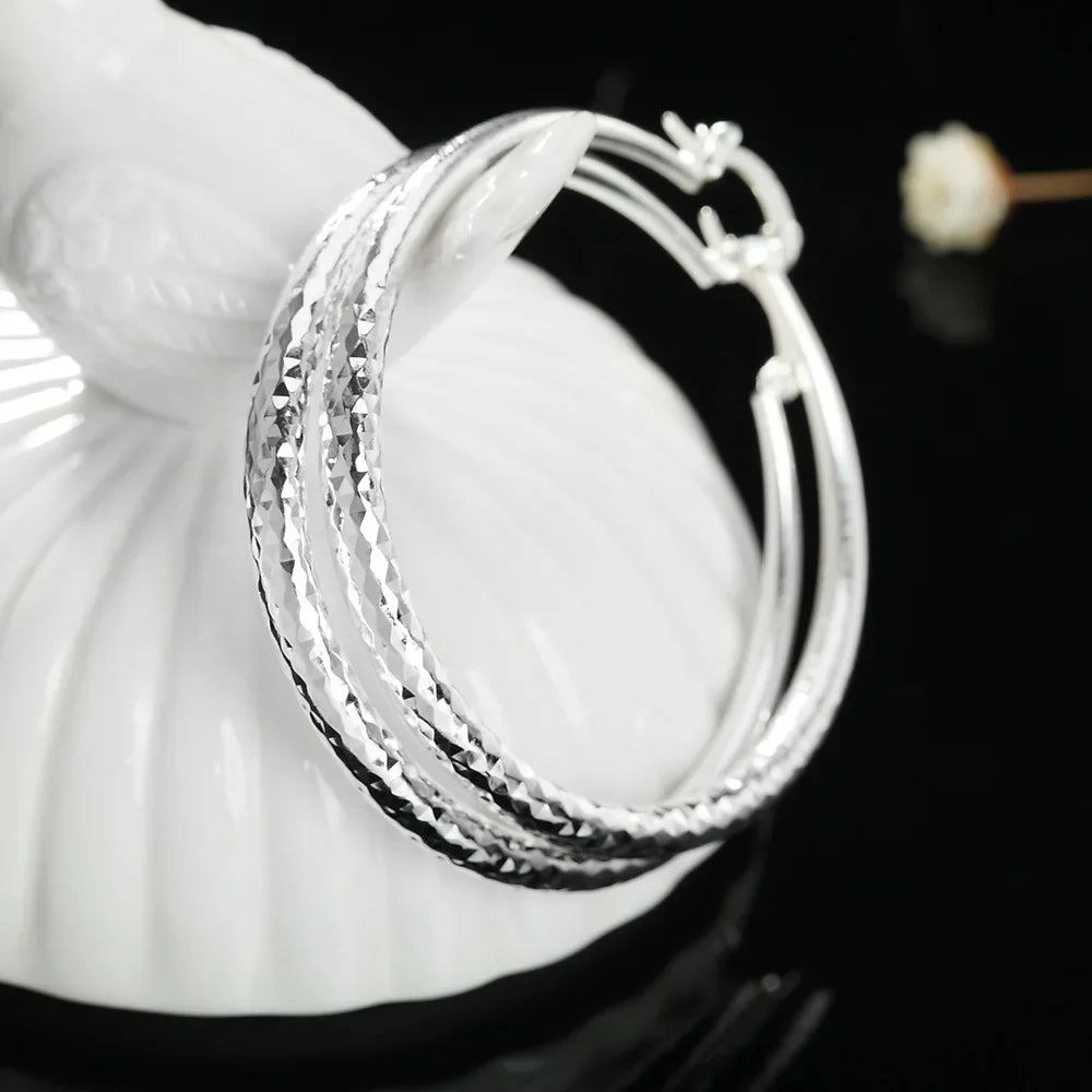 Vexaroa 5 cm hoop earrings - product gallery image 3