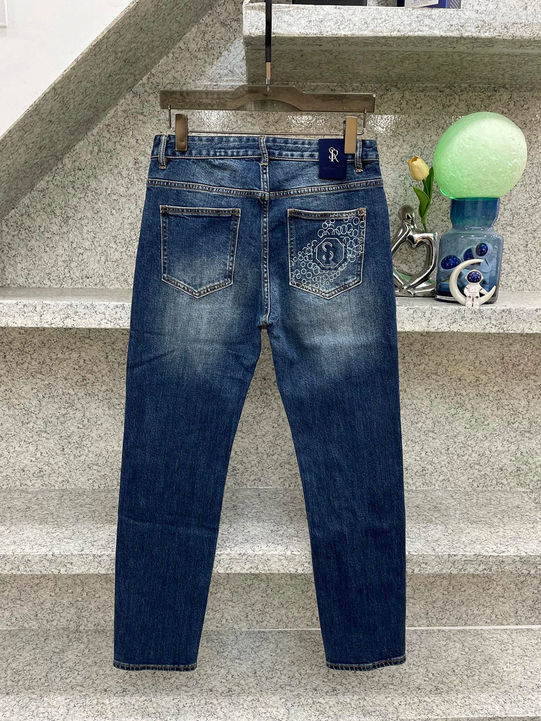 Vexaroa Men's Eagle-Detail Straight-Leg Jeans