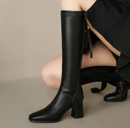 Women's Black Knee-High Chunky Heel Boots | Vexaroa