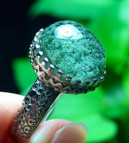 5. Vexaroa Green Phantom Quartz Ring Packaging Detail
