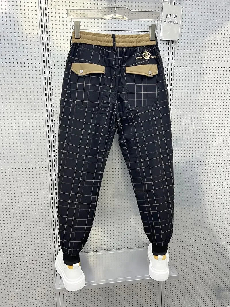 Vexaroa Men's Black Plaid Casual Trousers — product image 3