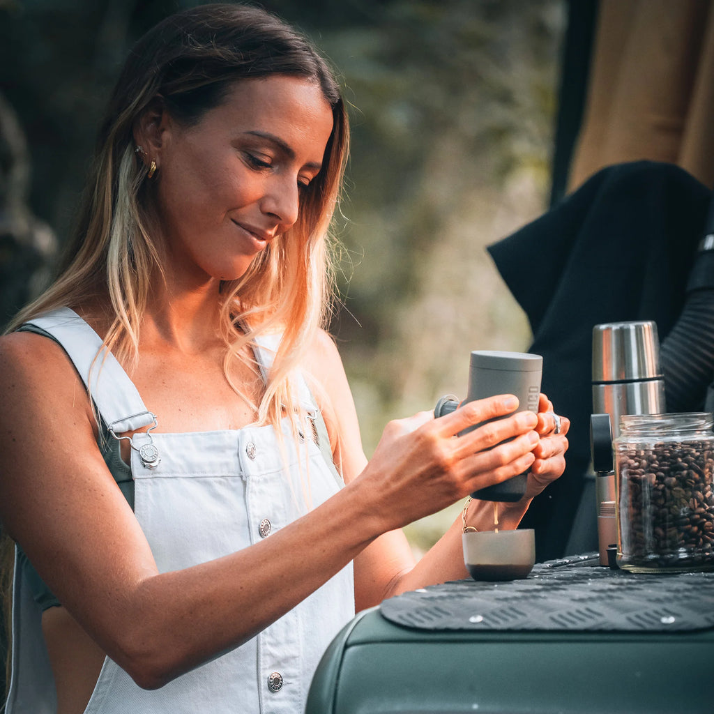 Vexaroa Minipresso GR2 portable manual espresso maker — product image 3