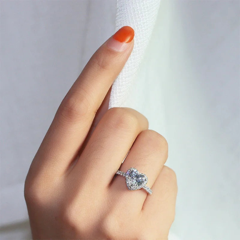 Vexaroa Silver-Tone Heart Cubic Zirconia Ring — Vexaroa product image 1