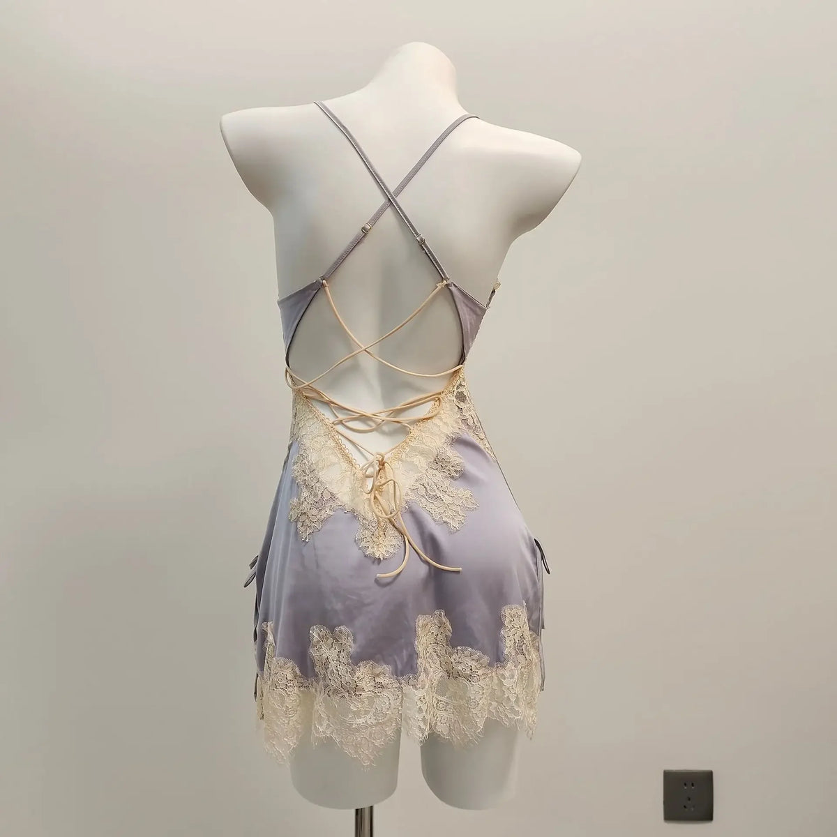 Vexaroa Ice Silk Lace Nightgown – Backless Suspender Pajamas