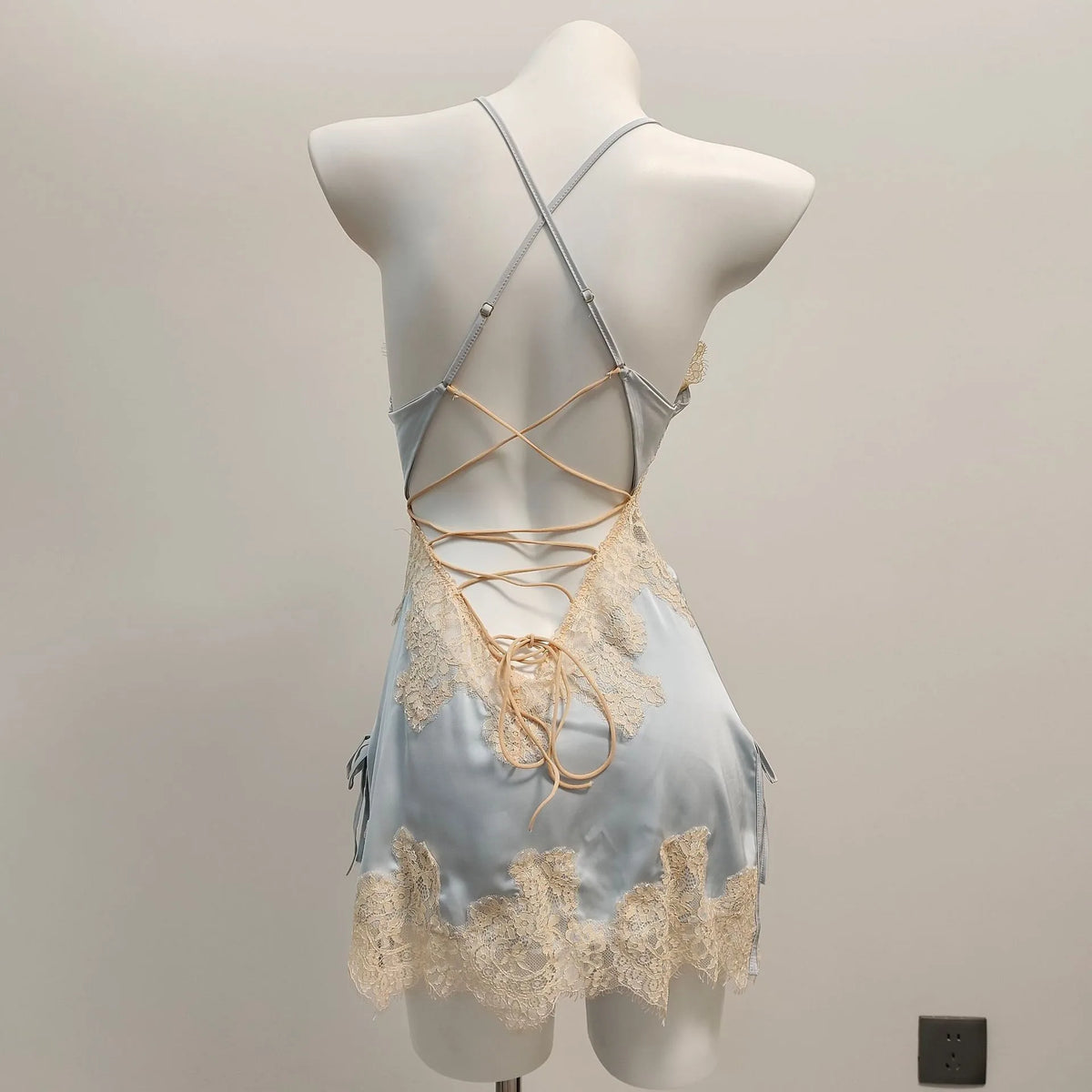 Vexaroa Ice Silk Lace Nightgown – Backless Suspender Pajamas