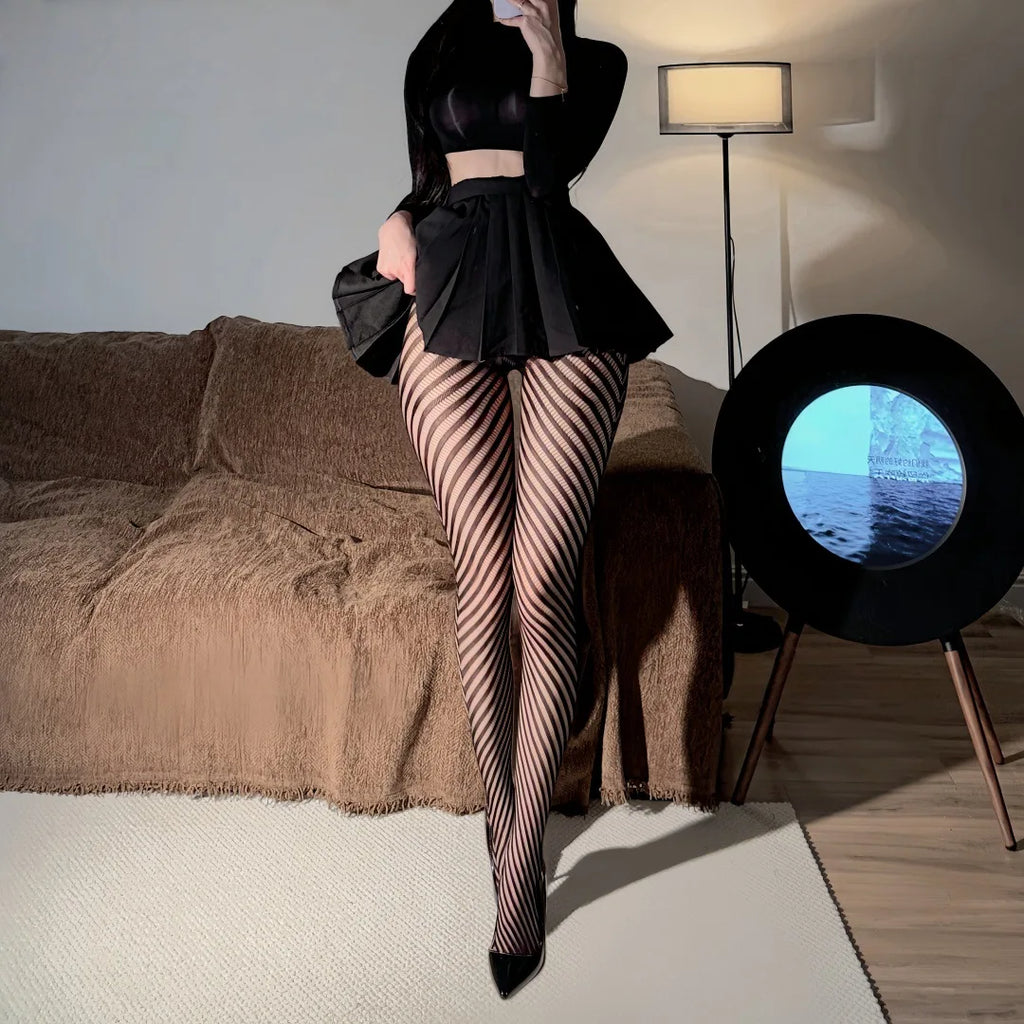 Vexaroa Women's Mesh Fishnet Pantyhose Hollow Out Party Hosiery