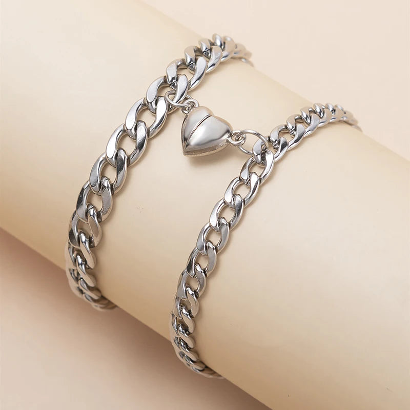 Vexaroa Magnetic Heart Couple Bracelet Set — Vexaroa product image 1