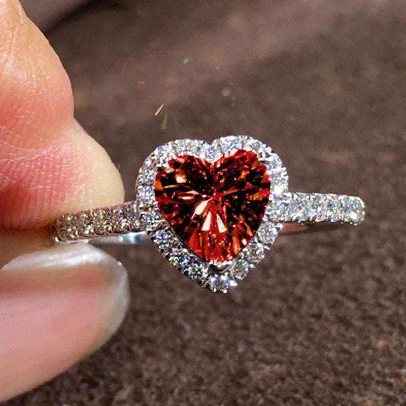 Vexaroa Brilliant Heart-Shaped Cubic Zirconia Ring — Vexaroa product image 49
