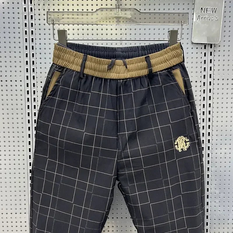 Vexaroa Men's Black Plaid Casual Trousers — product image 5