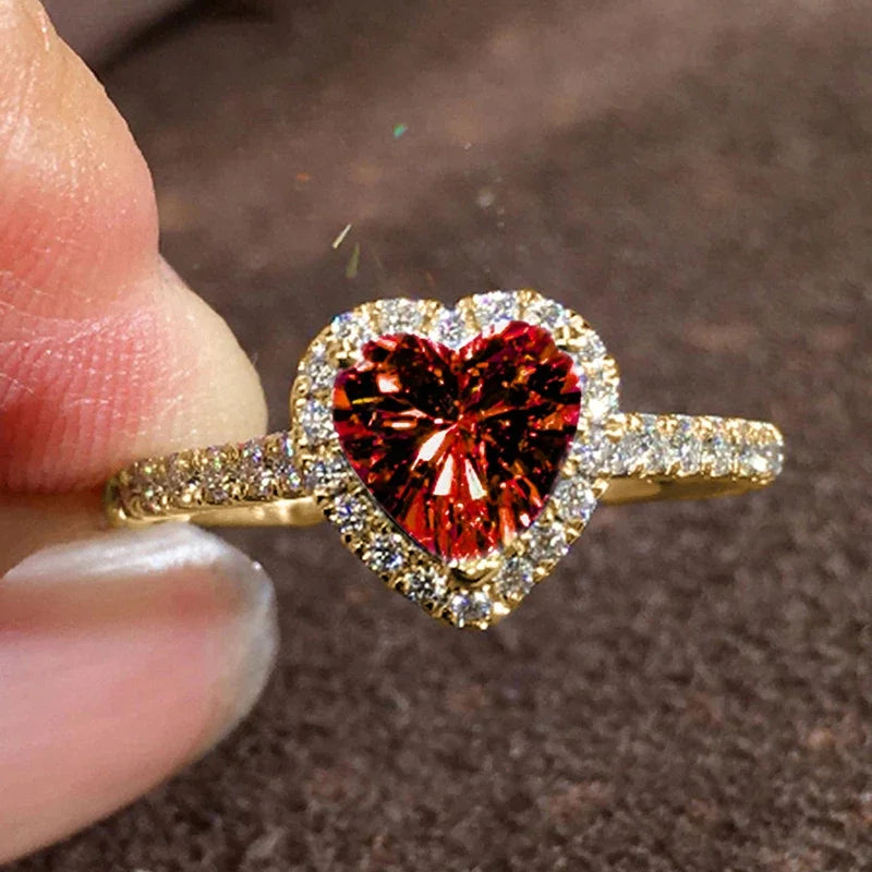 Vexaroa Brilliant Heart-Shaped Cubic Zirconia Ring