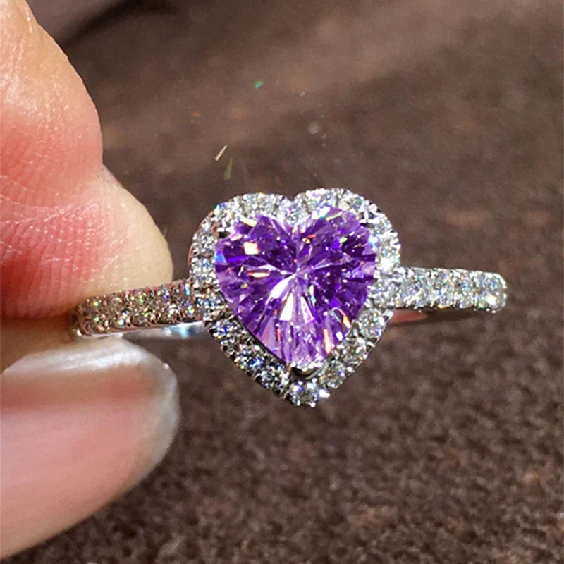 Vexaroa Brilliant Heart-Shaped Cubic Zirconia Ring — Vexaroa product image 20