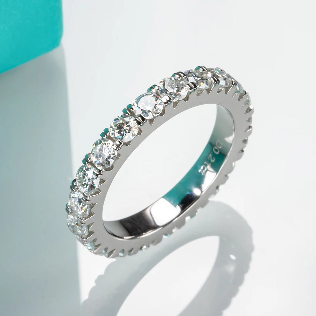 Vexaroa 3mm D-Colour Moissanite Wedding Band - product image 4
