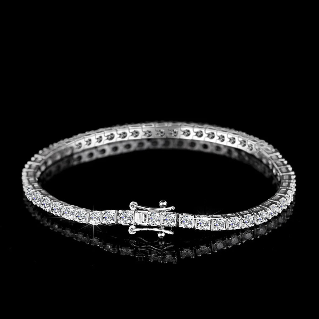 Vexaroa 18K Gold Moissanite Tennis Bracelet 2.5MM D Color