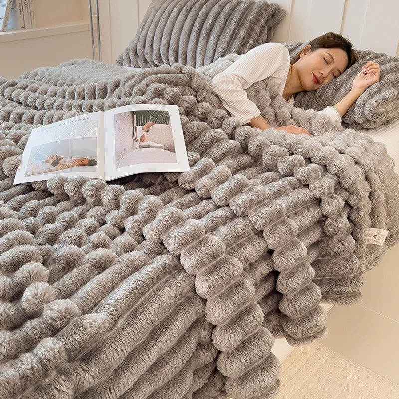 Thick Warm Wide Striped Flannel Blanket Solid Color Soft Fluffy Plush Throws for Sofa Bed Office Travel Multifunctional Blanket