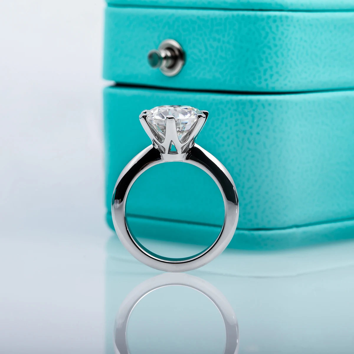 Vexaroa 1–5ct D-Colour Moissanite Solitaire Ring - product image 4