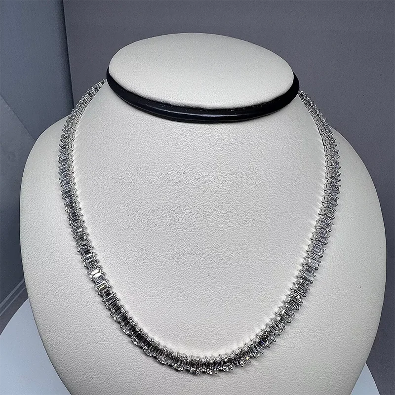 Vexaroa 14K Gold Emerald Baguette Lab Diamond Necklace