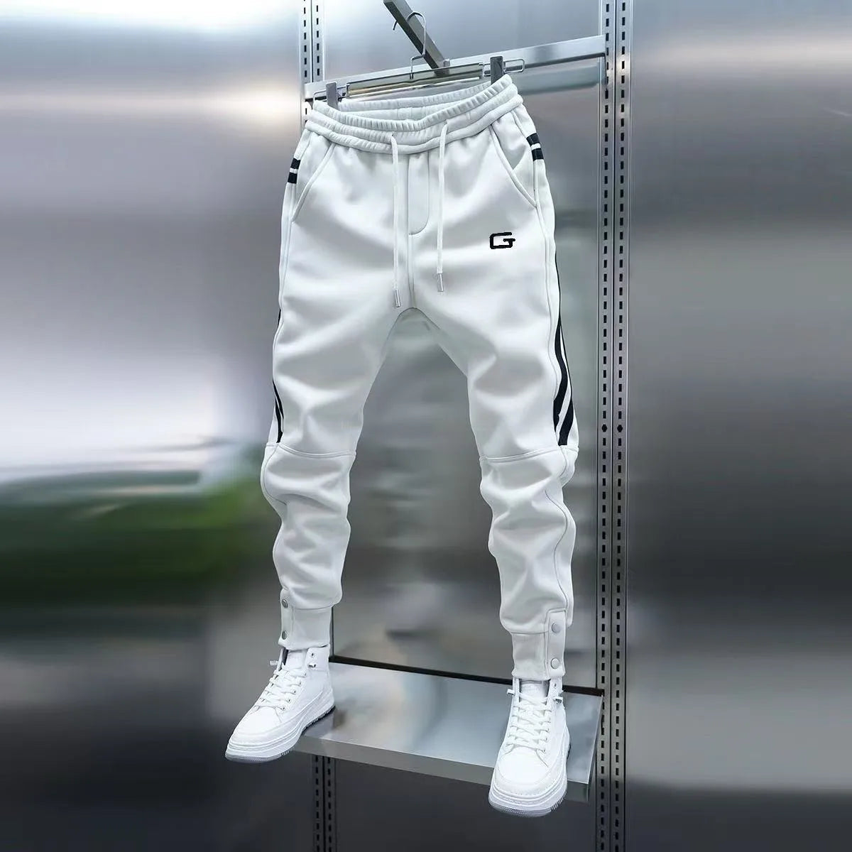 Vexaroa Men's Embroidered Casual Jogger Pants — product image 12